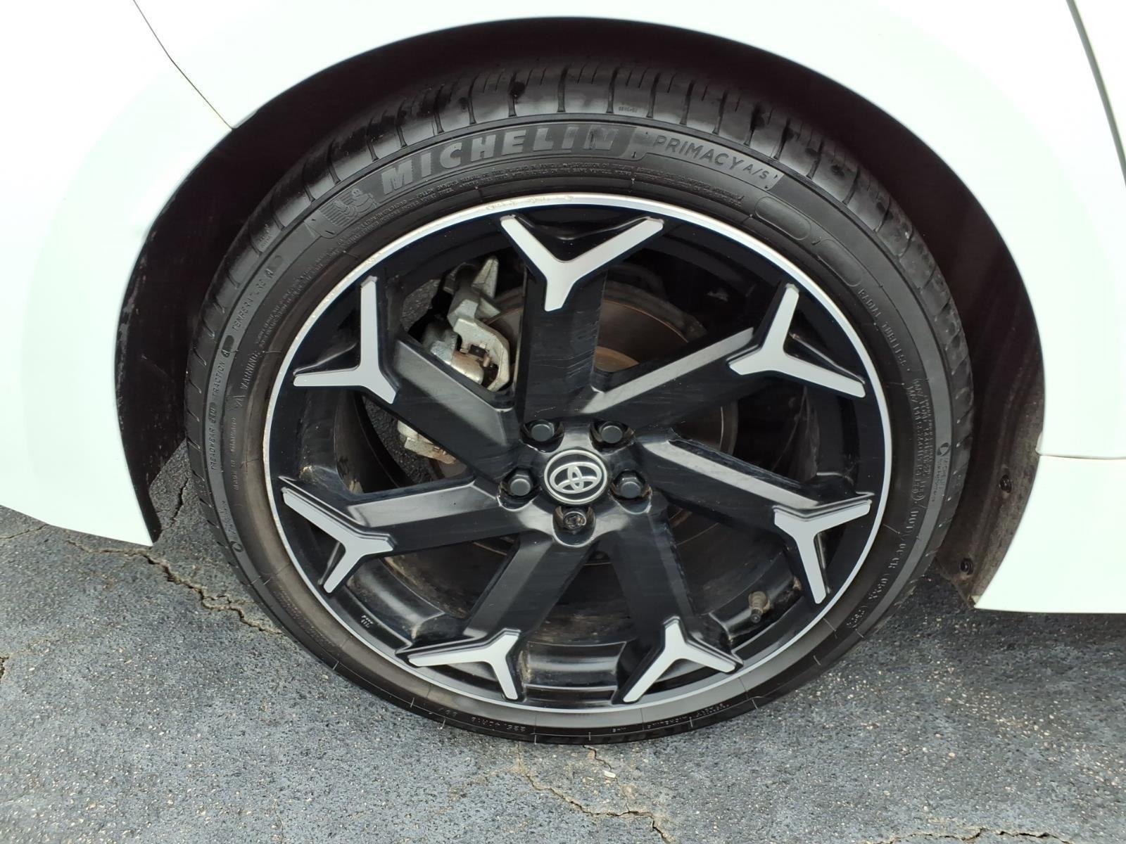 Used 2025 Ice Cap/Midnight Black Metallic Toyota FX image 10