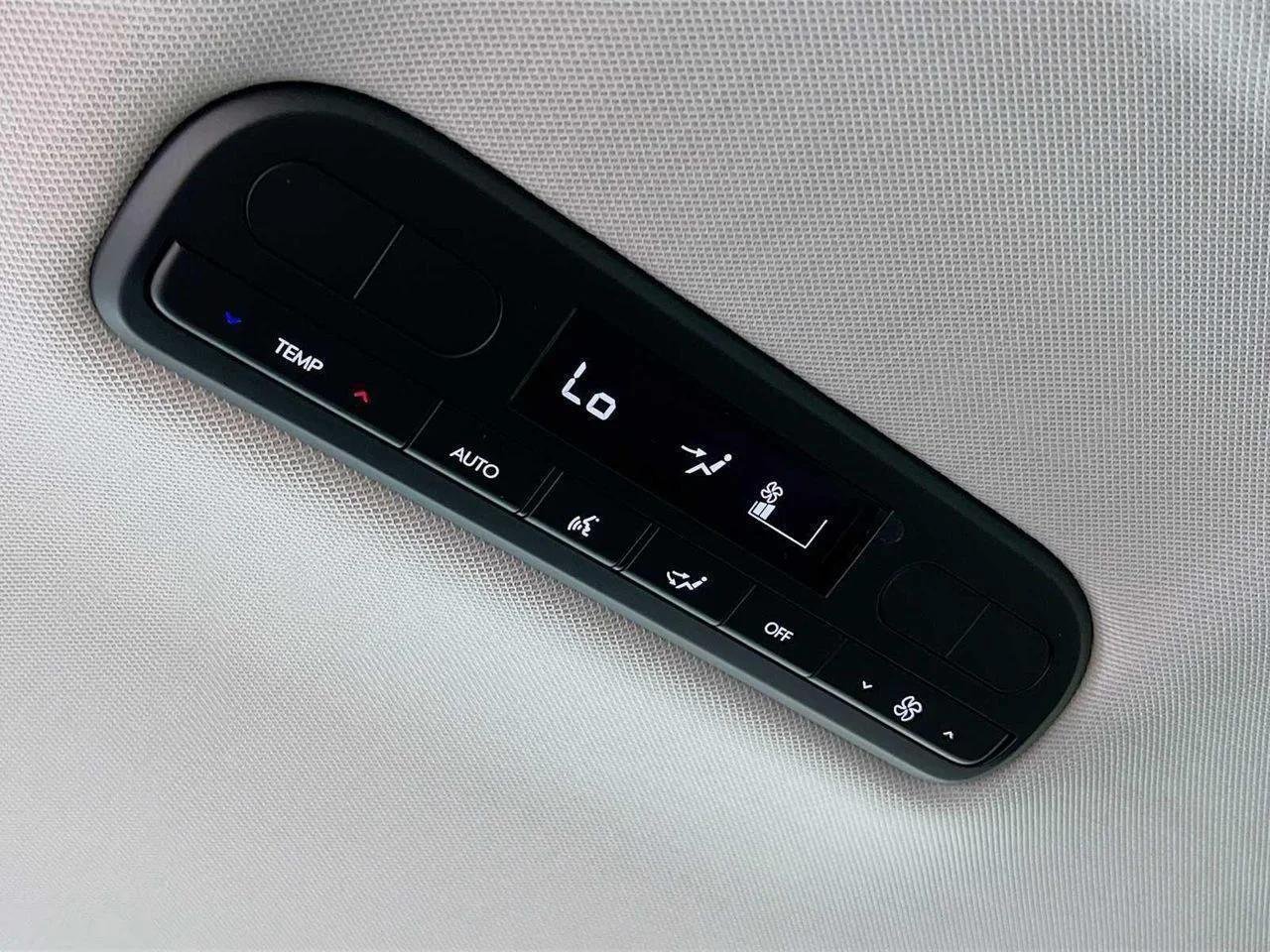 New 2026 Classy Blue Pearl Hyundai SEL AWD image 16