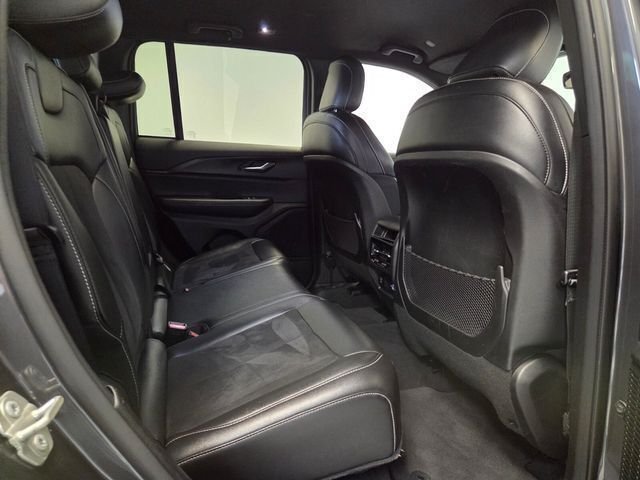 Used 2024 Gray Jeep Altitude image 16