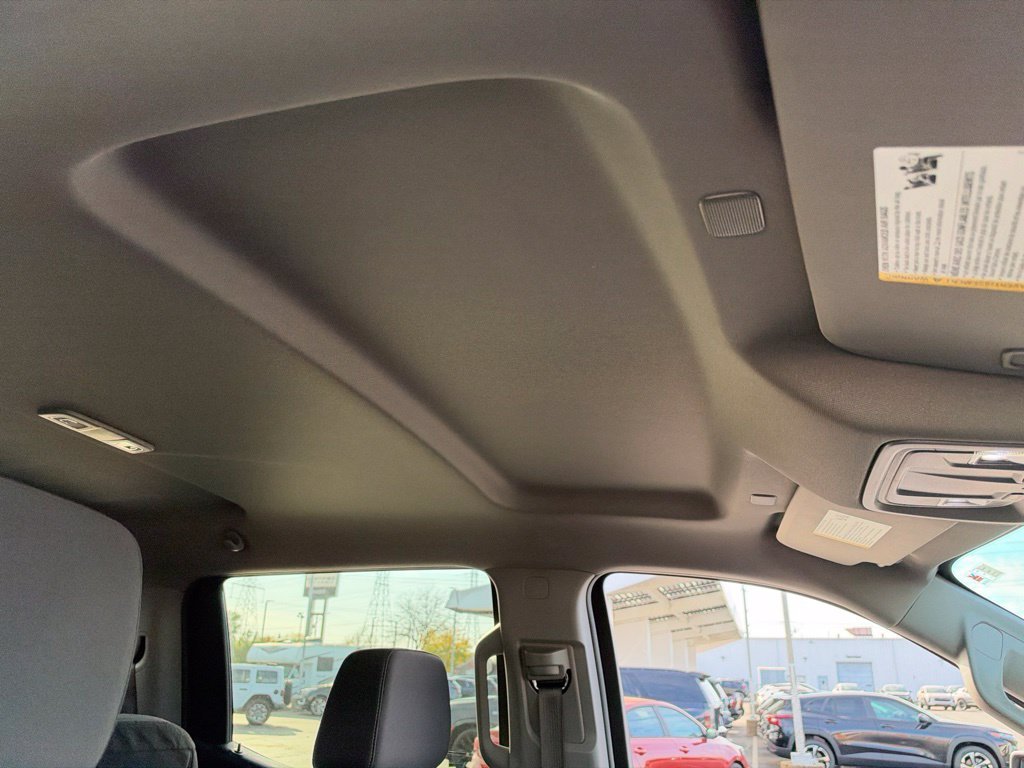 Used 2024 Blue Chevrolet Custom image 15