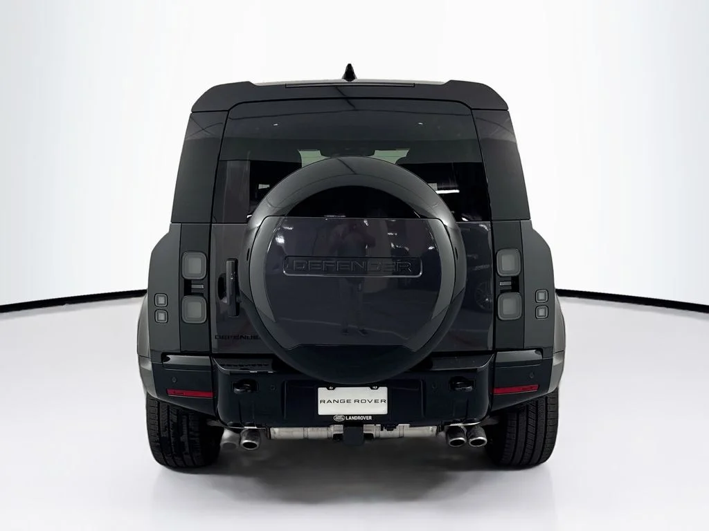 New 2026 Carpathian Grey Land Rover V8 image 6