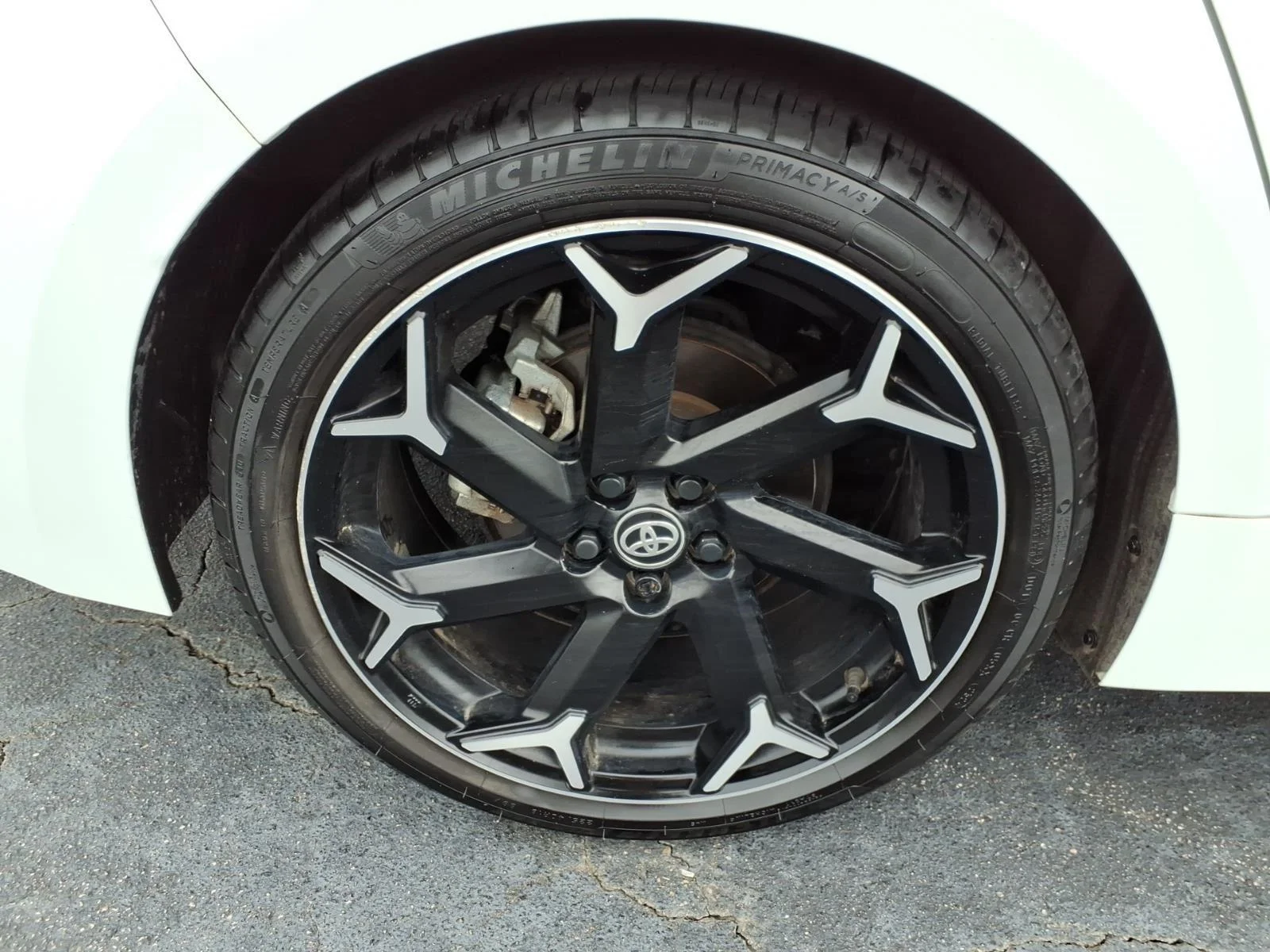 Used 2025 Ice Cap/Midnight Black Metallic Toyota FX image 10