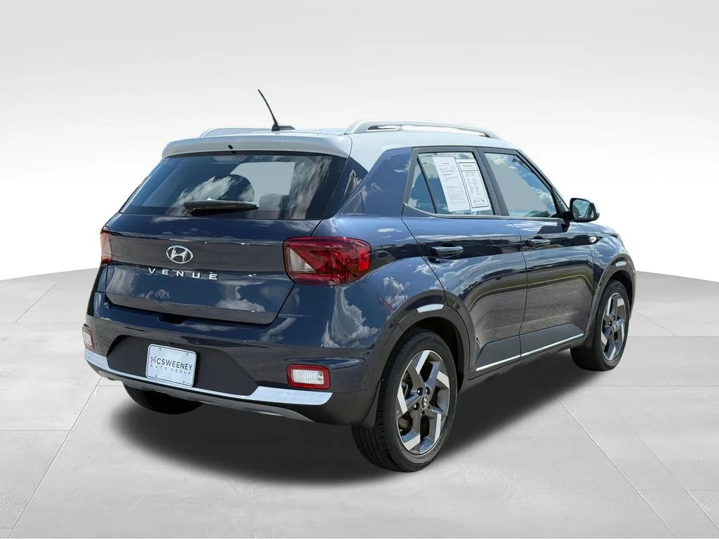 Used 2023 White Hyundai Limited image 28