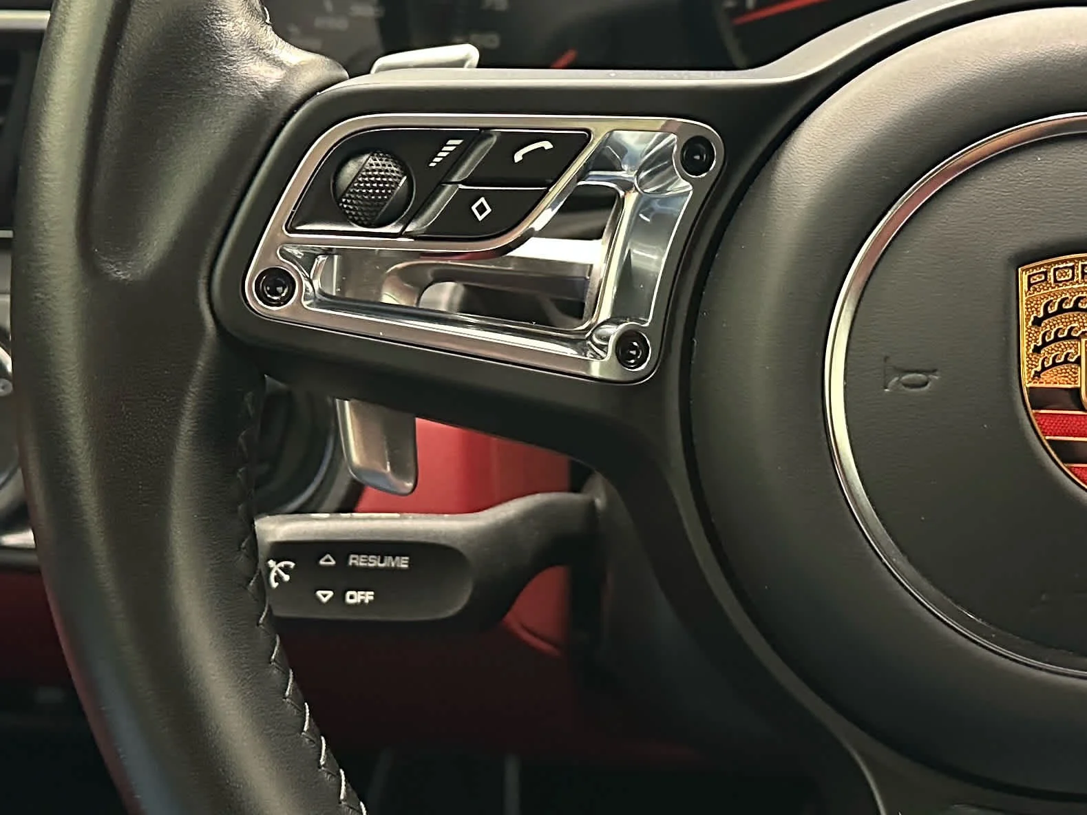 Used 2019 Agate Grey Metallic Porsche Carrera GTS image 28