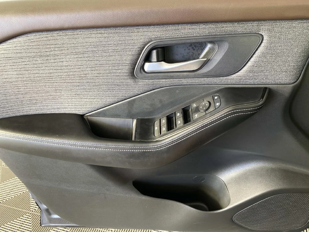 Used 2023 Gun Metallic Nissan SV image 20