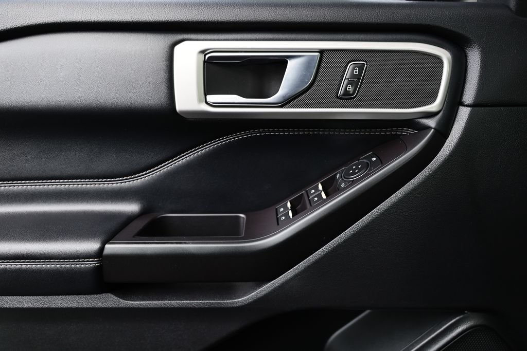 Used 2020 Magnetic Metallic Ford XLT image 14