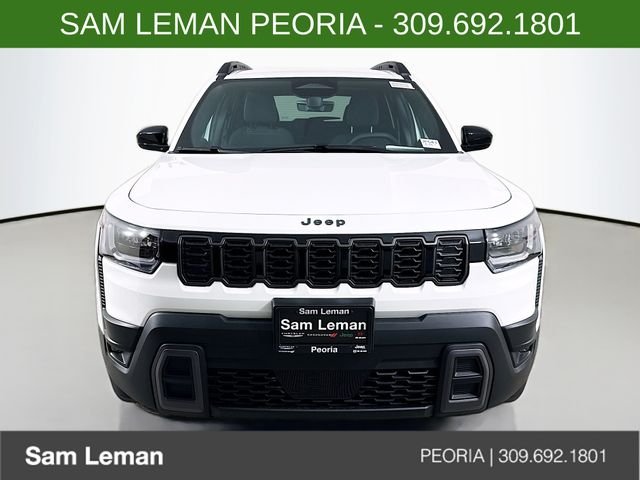 New 2026 Bright White Clear-Coat Exterior Paint Jeep Laredo image 2