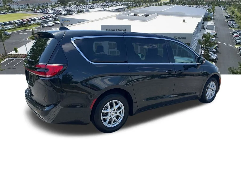 Certified Used 2023 Black Chrysler Touring L image 17