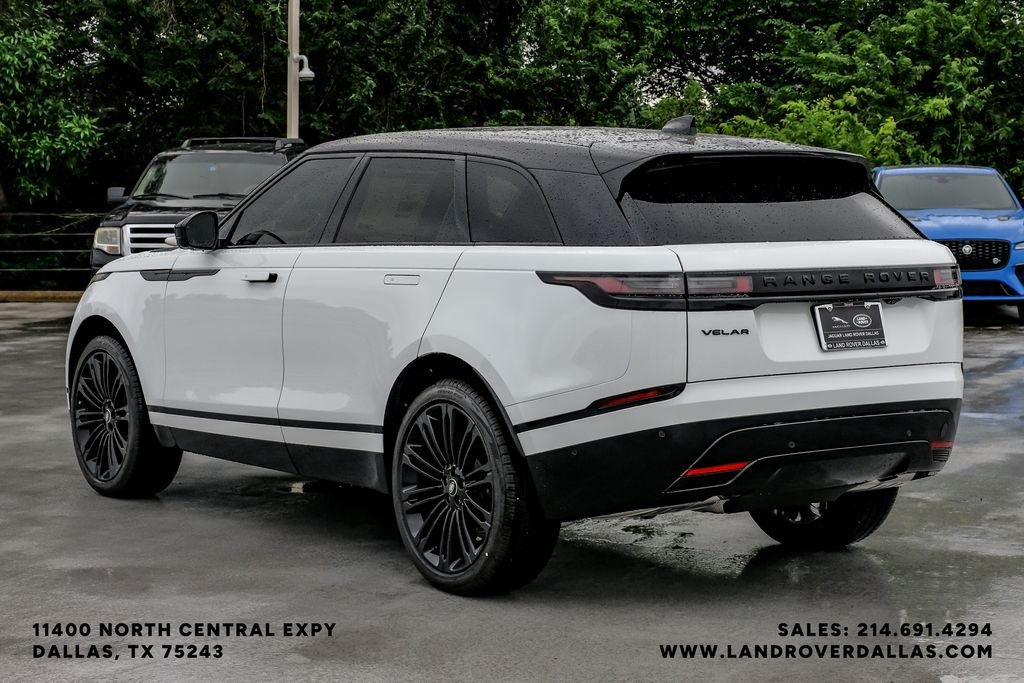New 2026 Fuji White Land Rover Dynamic SE image 10