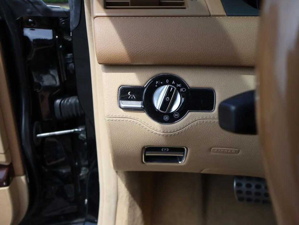 Used 2011 Black Mercedes-Benz CL 550 image 34