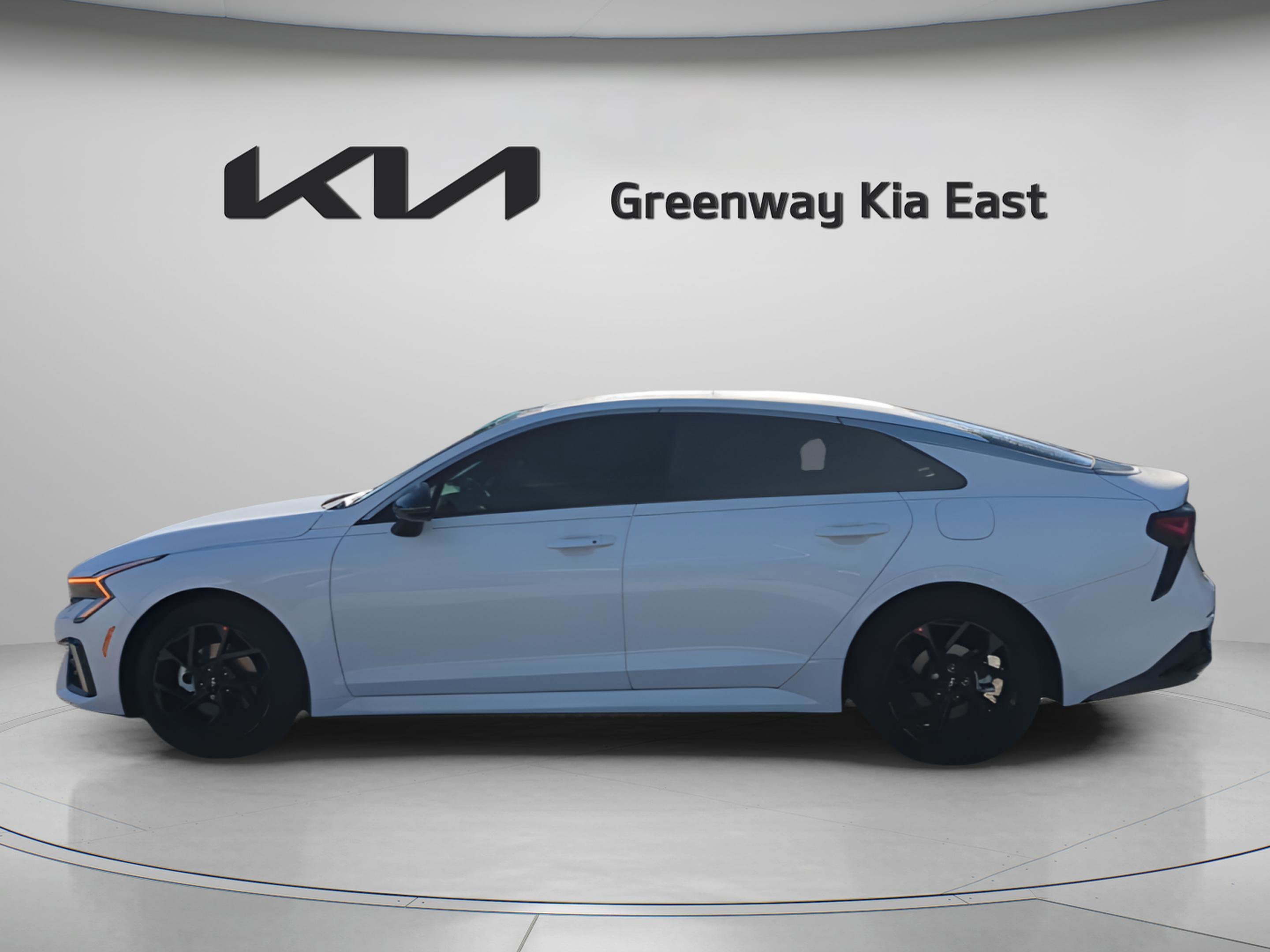 New 2026 Snow White Pearl Kia GT-Line image 9