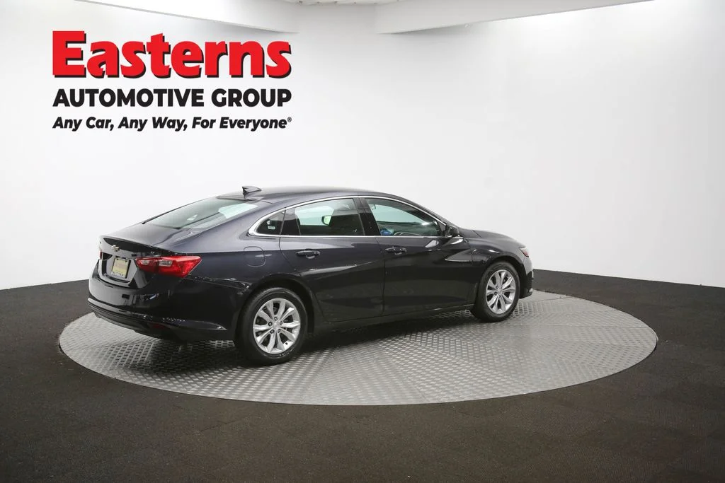 Used 2023 Gray Chevrolet LT image 40