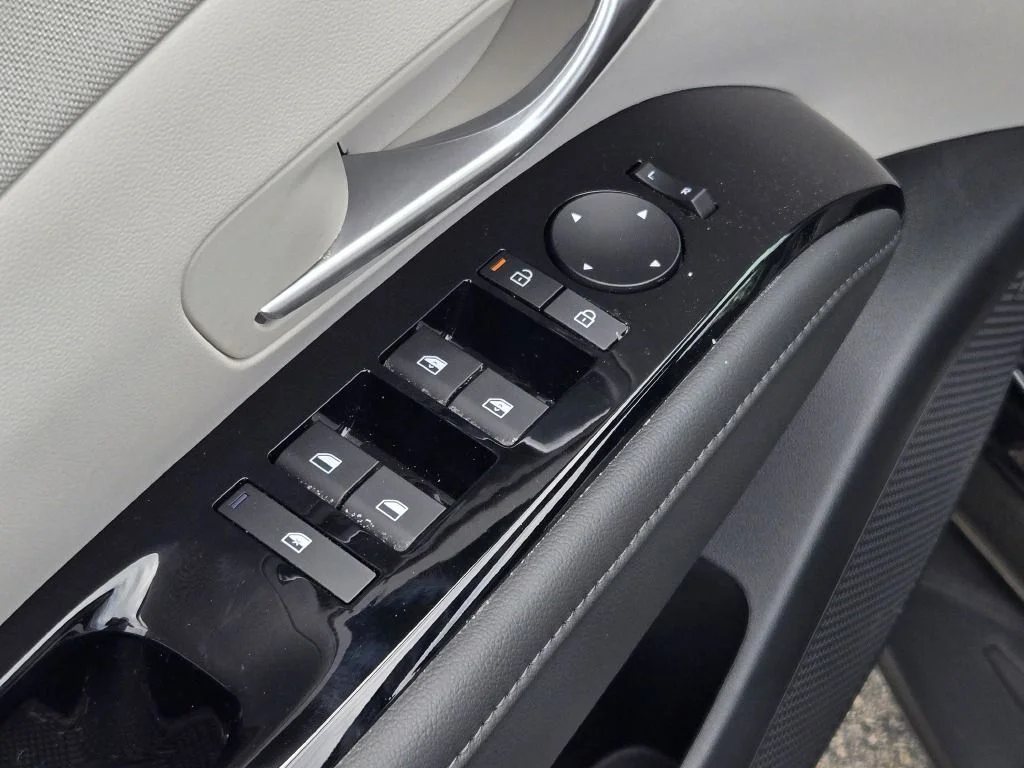 New 2026 Phantom Black Hyundai Limited image 20