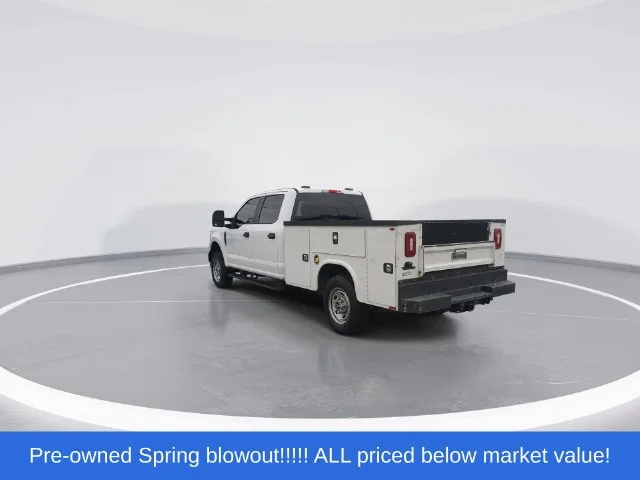 Used 2021 White Ford XL image 6