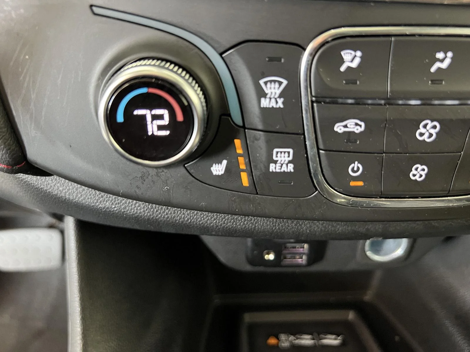 Used 2023 Summit White Chevrolet RS image 17