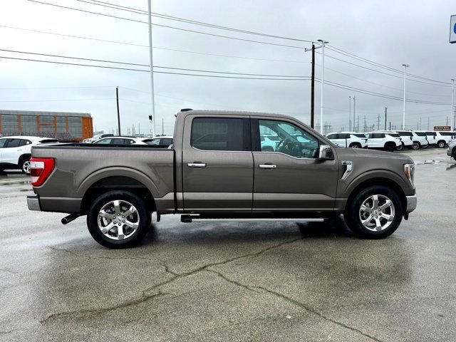 Used 2021 Gray Ford Lariat image 5