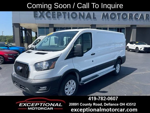 Used 2025 White Ford Base image 1