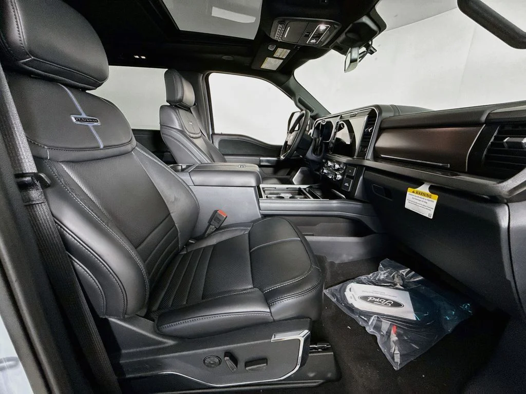 New 2026 Glacier Gray Metallic Tri-Coat Ford F-250® Platinum® image 30