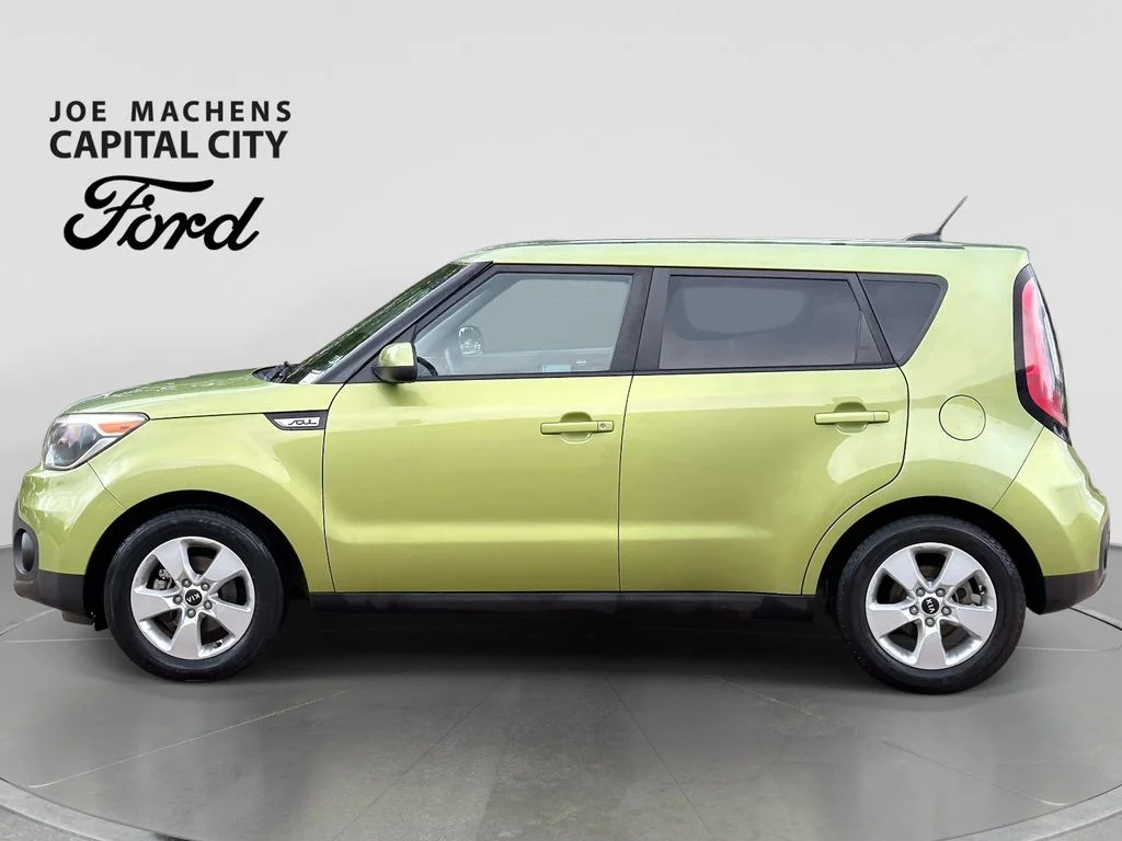 Used 2019 Alien II Kia Base image 8