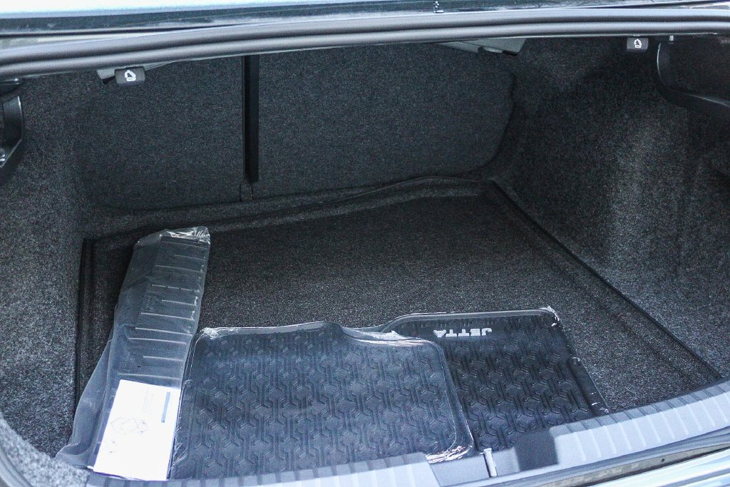 New 2027 Gray Volkswagen 1.5T SEL image 25