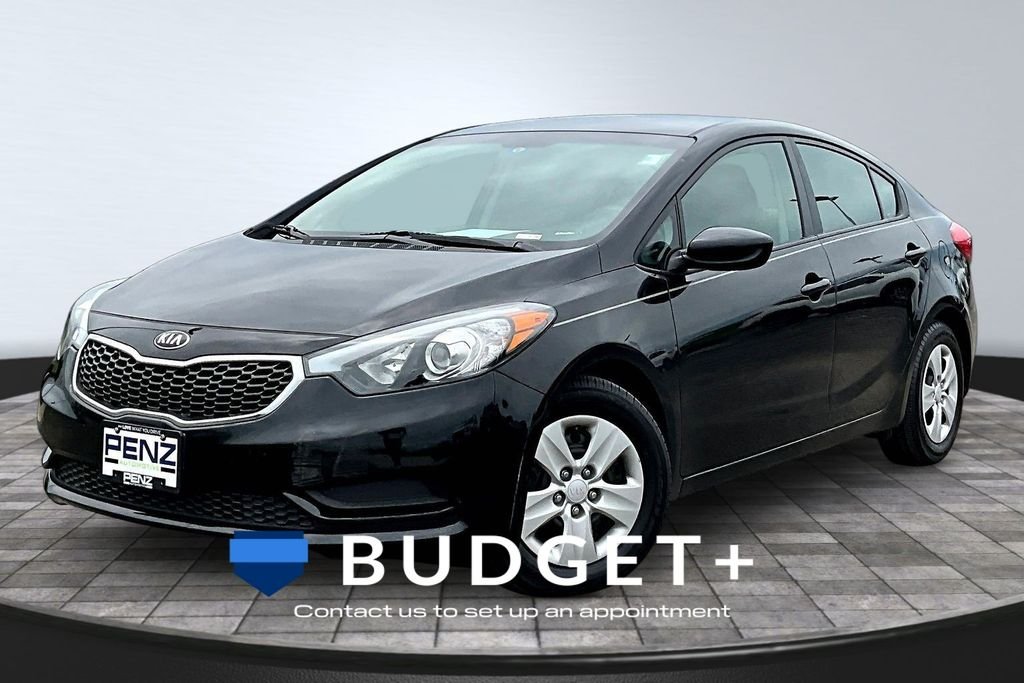 Used 2015 Black Kia LX image 1
