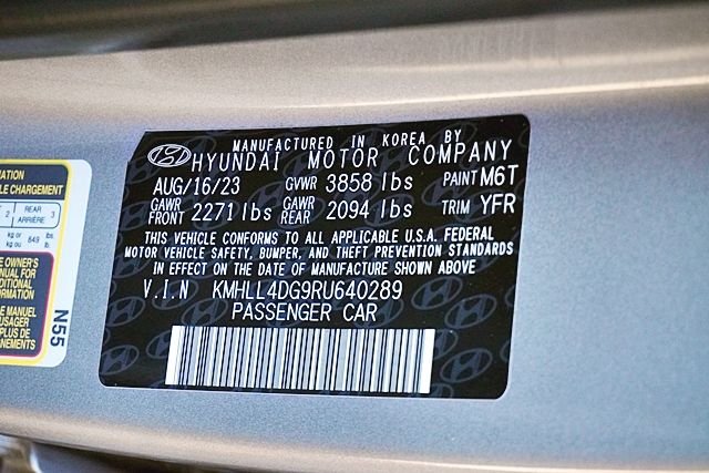 Used 2024 Gray Hyundai SE image 30