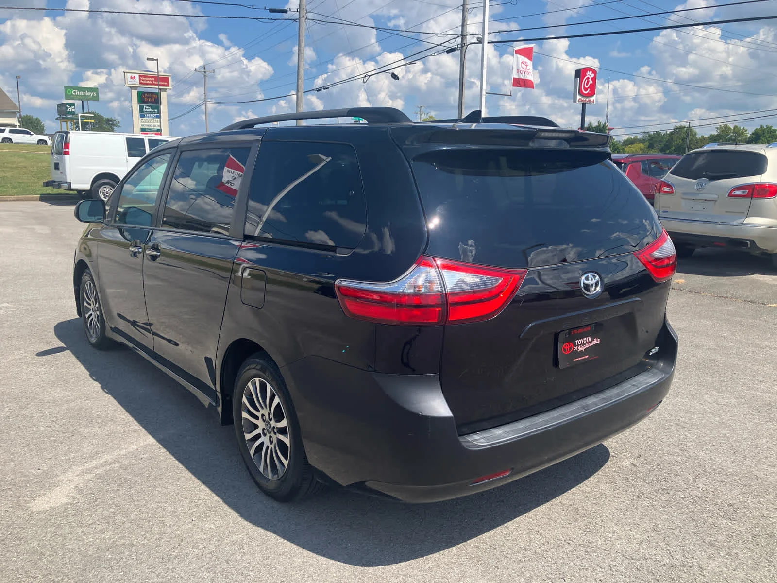 Used 2020 Midnight Black Metallic Toyota XLE image 5