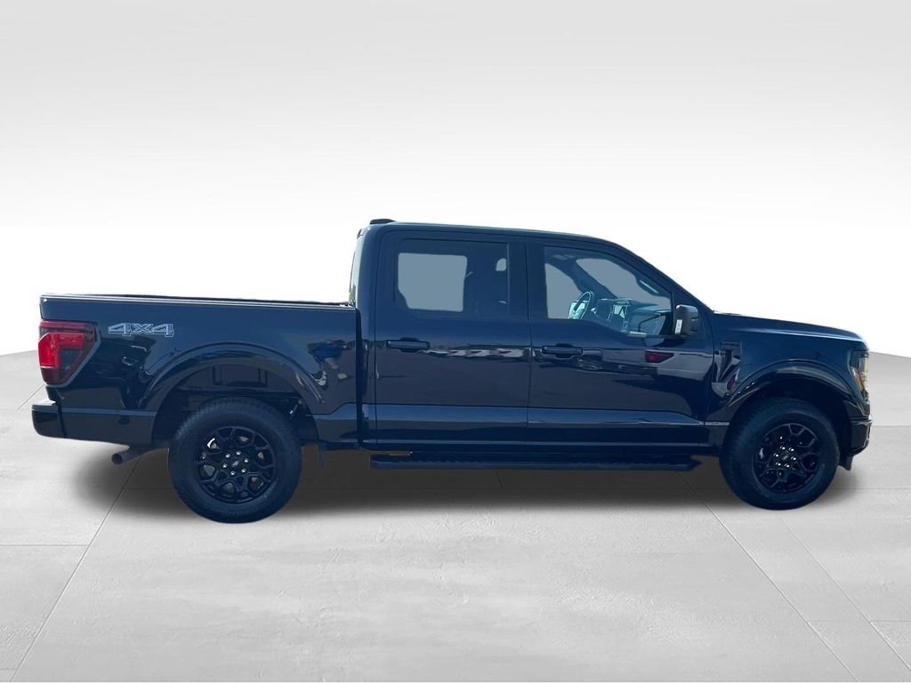 Used 2024 Blue Ford XLT image 6