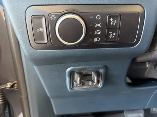 New 2026 Carbonized Gray Metallic Ford XLT image 21