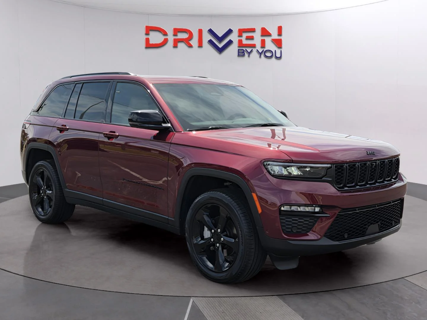 Used 2025 Velvet Red Pearlcoat Jeep Limited image 7