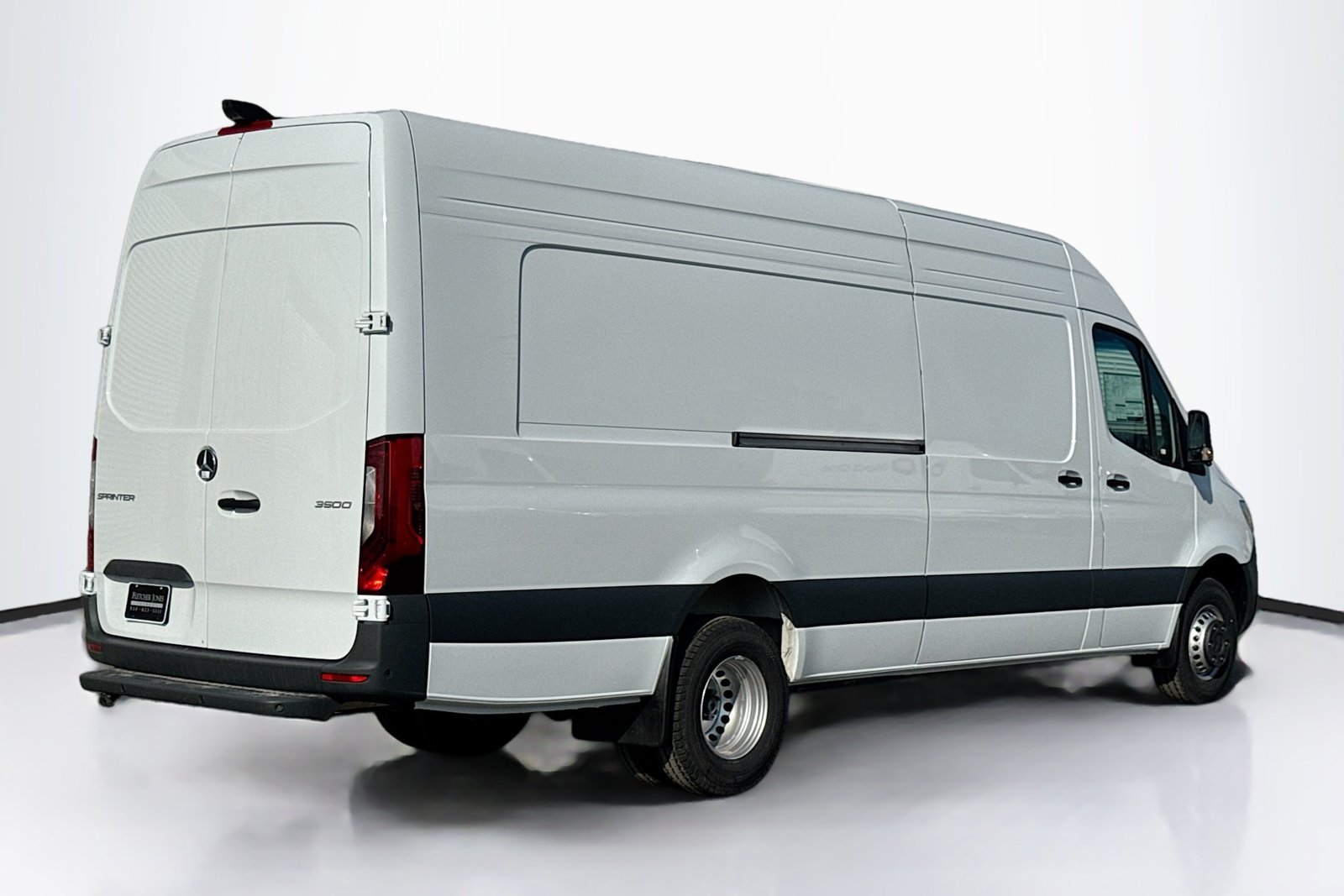 New 2026 Arctic White Mercedes-Benz  image 5