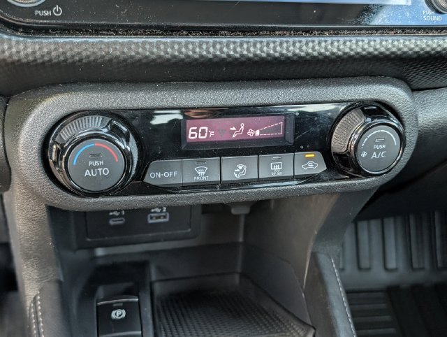 Used 2021 Black Nissan SV Xtronic CVT image 13
