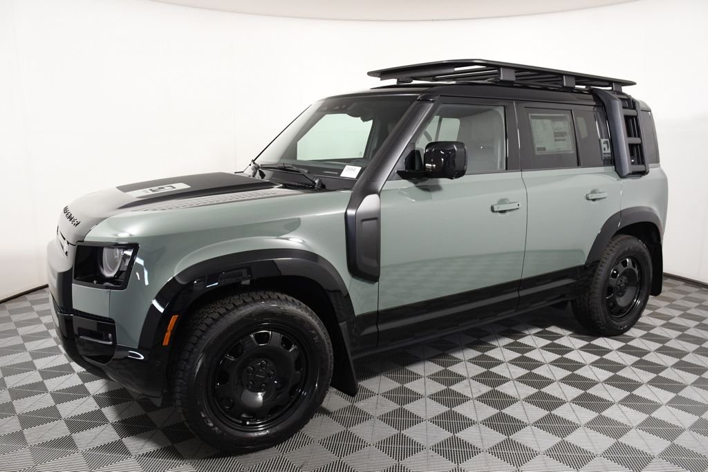 New 2026 Keswick Green Land Rover  image 2