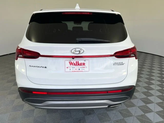 Used 2023 White Hyundai SE image 6