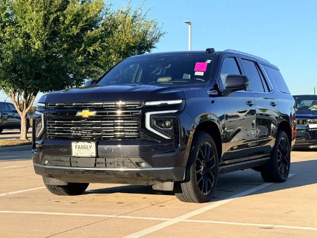Used 2025 Gray Chevrolet High Country image 10