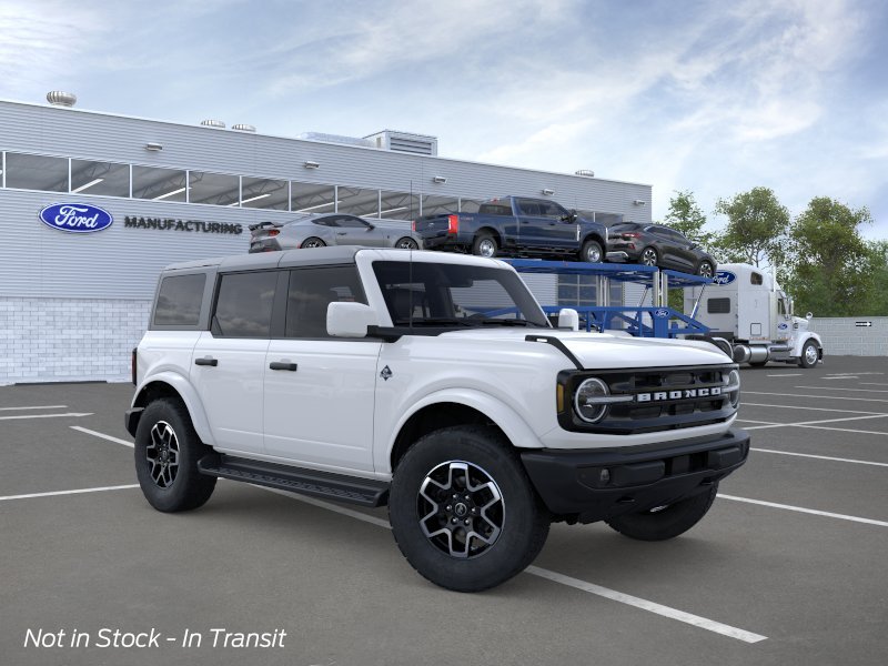 2026 Ford Bronco Outer Banks 4x4's photo