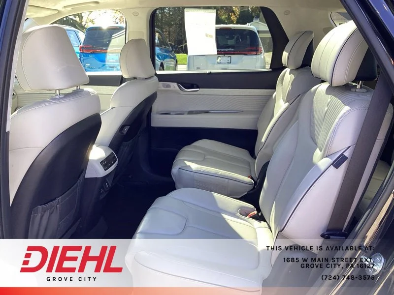 Used 2023 White Hyundai Calligraphy image 13