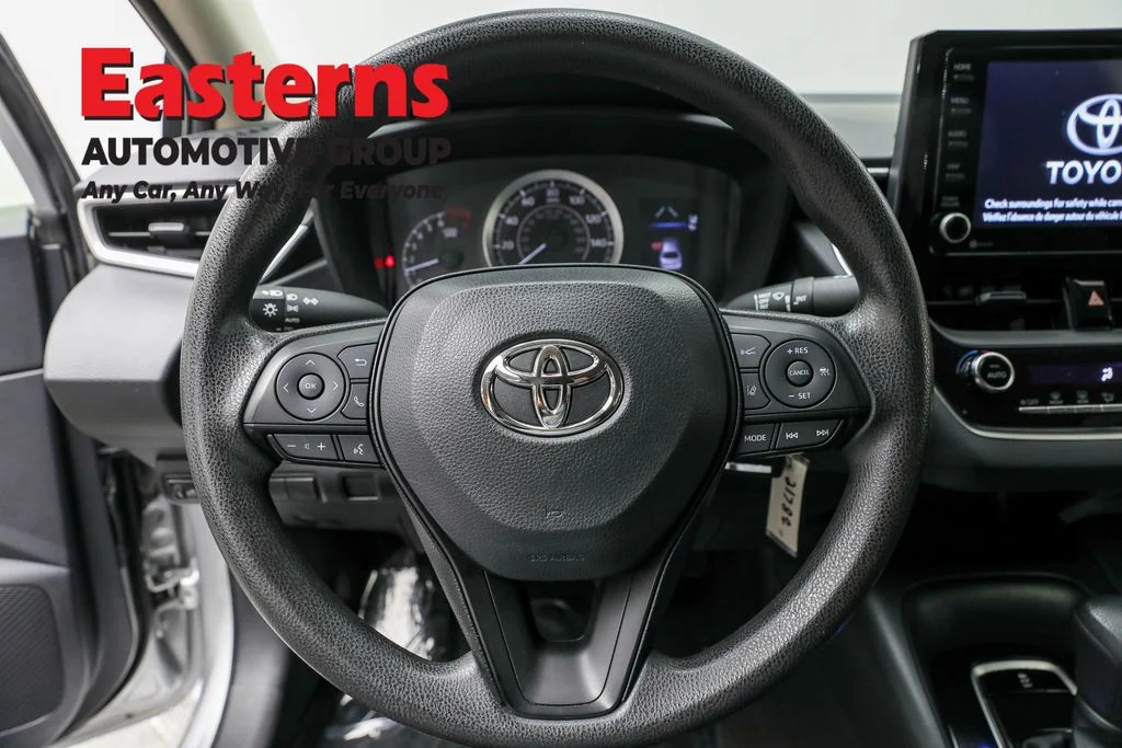 Used 2022 Silver Toyota LE image 10