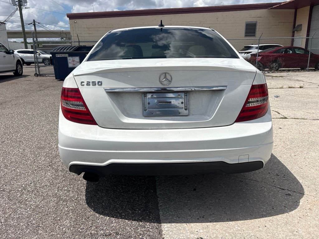 Used 2014 White Mercedes-Benz C 250 image 4