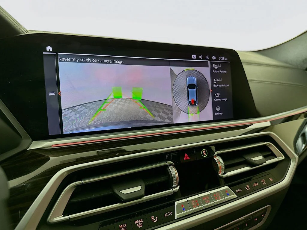 Used 2020 Arctic Gray Metallic BMW M50i image 20
