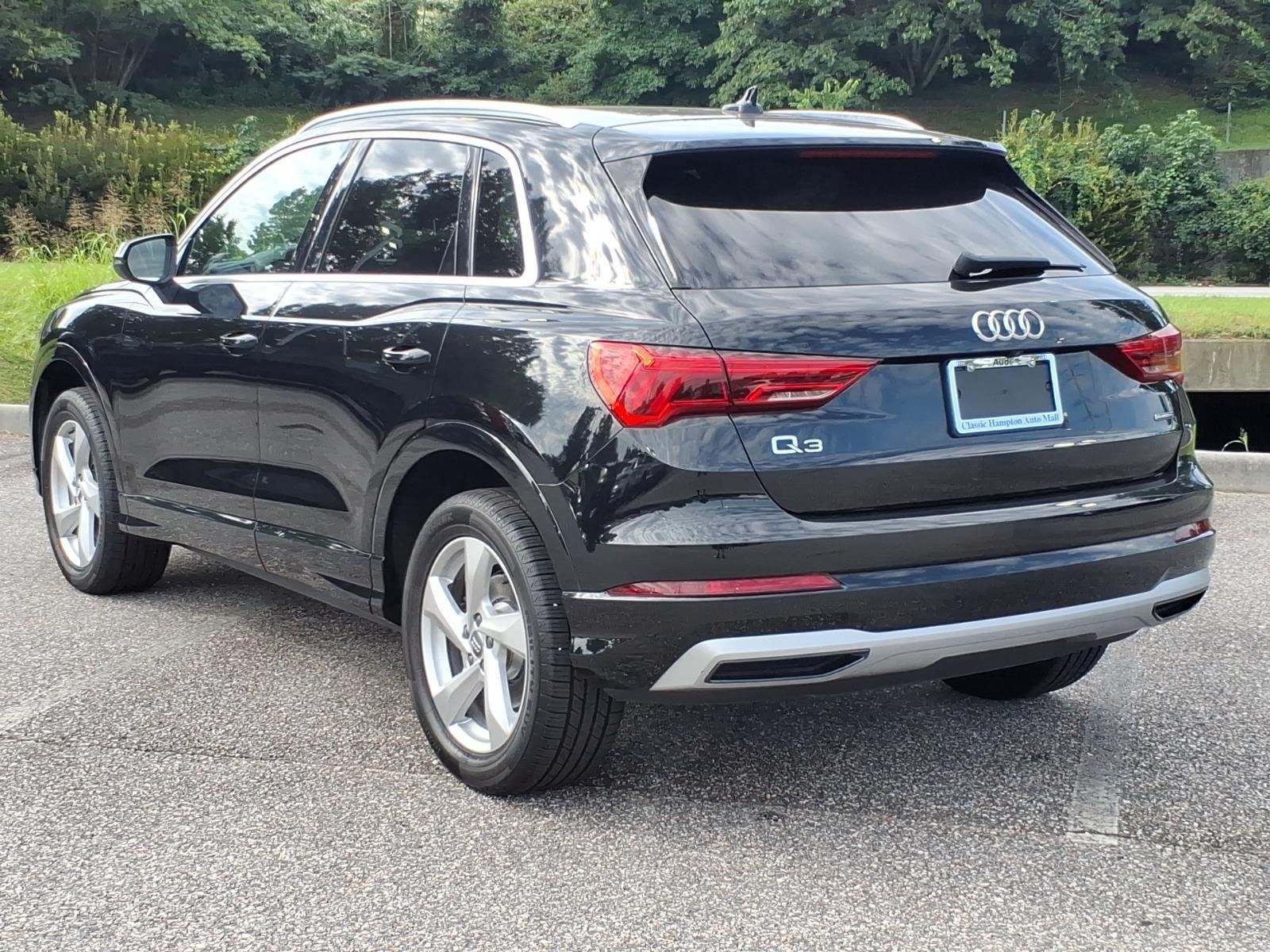 Used 2020 Mythos Black Metallic AUDI  image 10