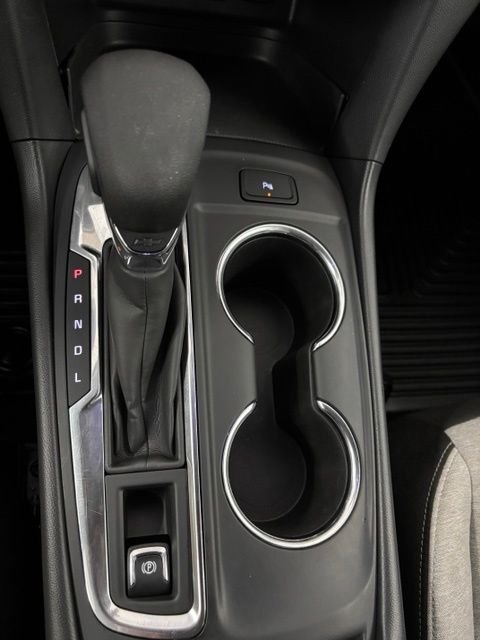 Used 2023 White Chevrolet LT image 23