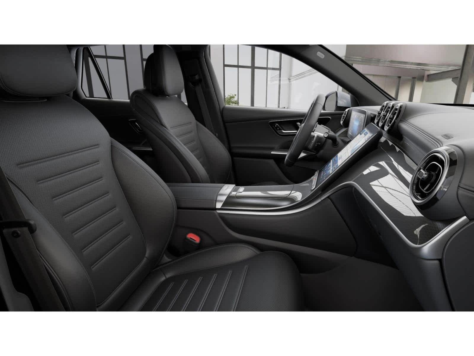 Used 2026 MANUFAKTUR Moonlight White Metallic Mercedes-Benz GLC 300 image 3
