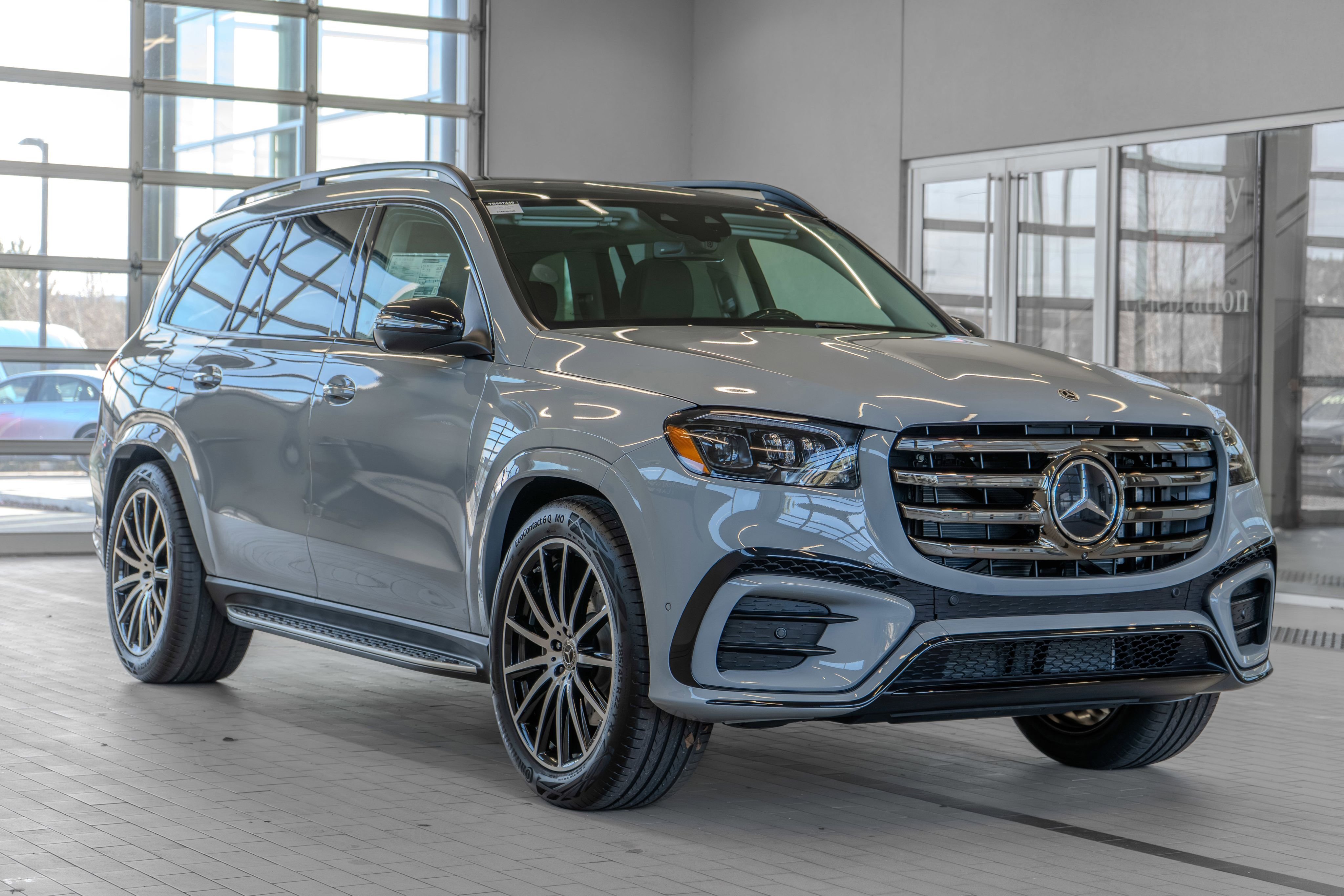 New 2026 MANUFAKTUR Alpine Grey Mercedes-Benz GLS 450 image 21