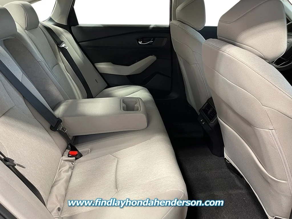 New 2026 Platinum White Pearl Honda LX image 24