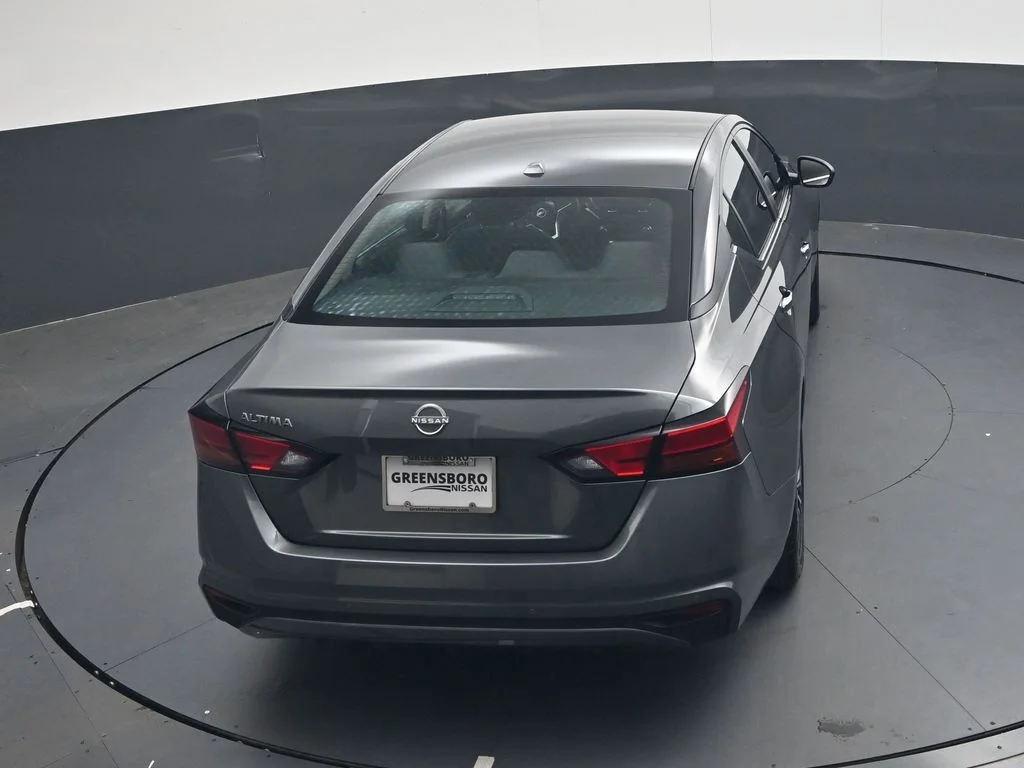 Used 2025 Gray Nissan 2.5 SV image 27