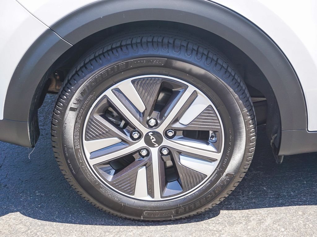 Certified Used 2022 White Kia EX Premium image 9