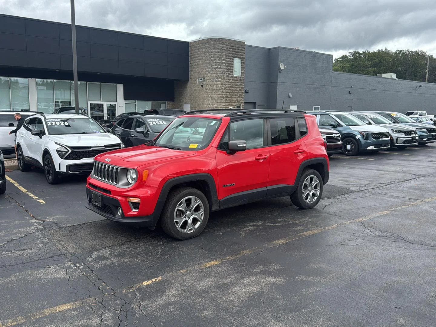 Used 2020 Colorado Red Clearcoat Jeep Limited image 3