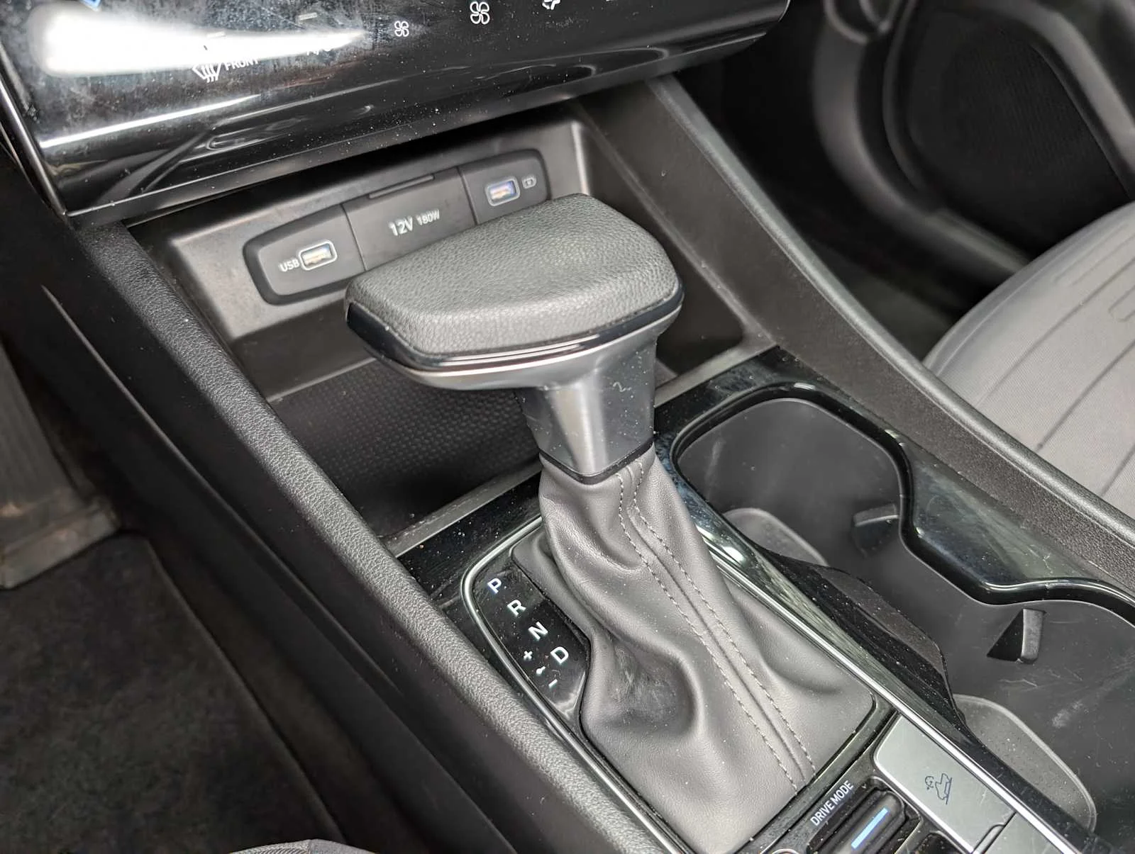 Used 2024 Blue Stone Hyundai SEL image 28