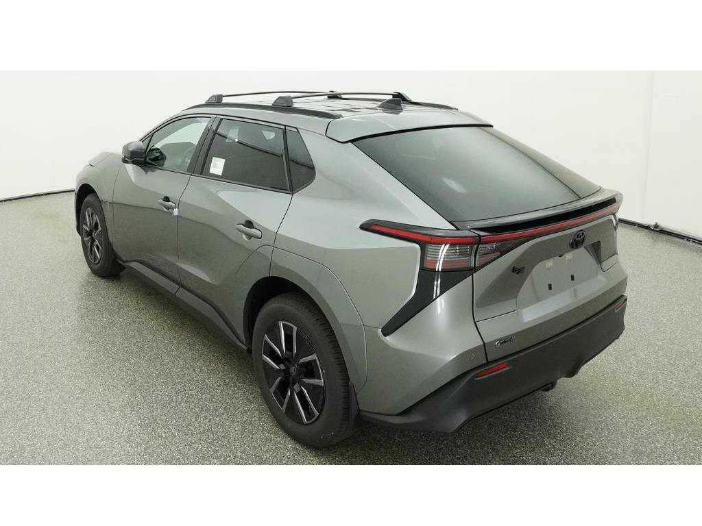 New 2026 Heavy Metal Toyota XLE image 5